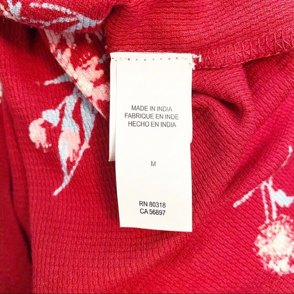 Lucky Brand Burgundy Red Floral V-Neck Waffle Knit Top NWT - Picture 10 of 13